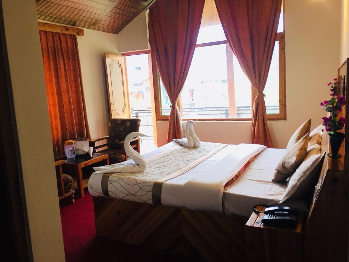Oyo 13232 Red Rose Cottage Manāli Extérieur photo