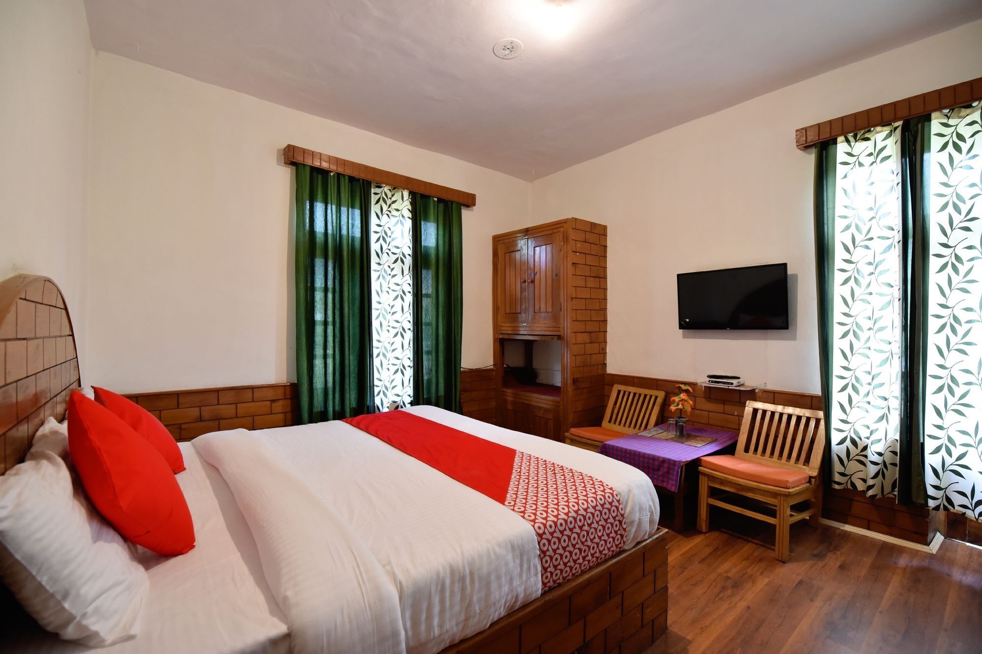 Oyo 13232 Red Rose Cottage Manāli Extérieur photo